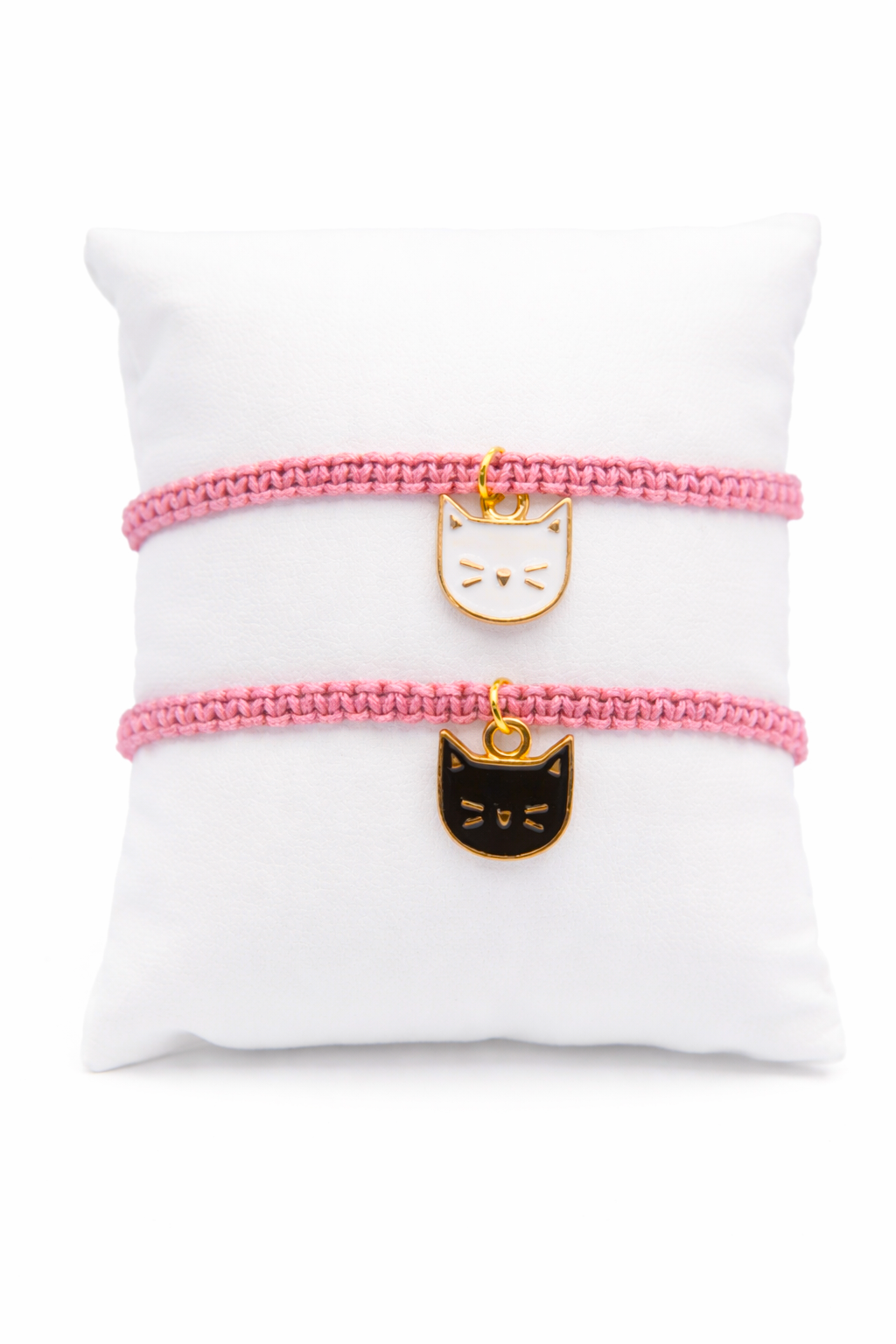 adjustable_cat_lover_bracelet_for_women