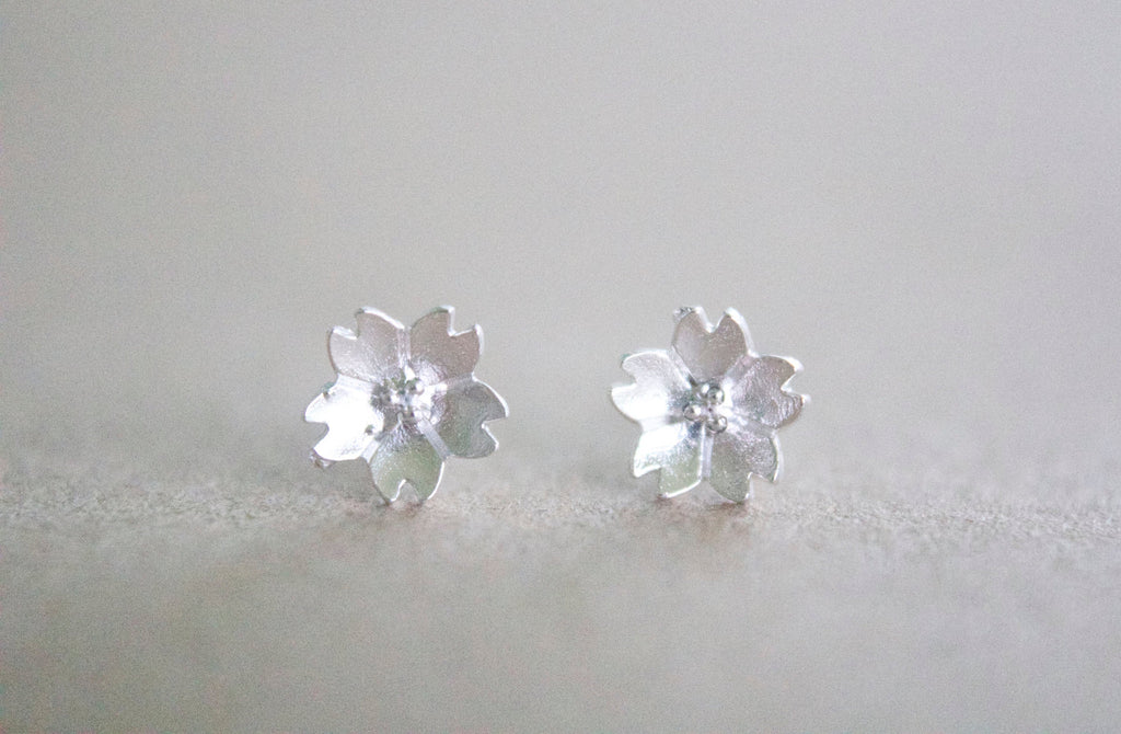 sterling silver flower stud earrings dainty minimalist jewelry